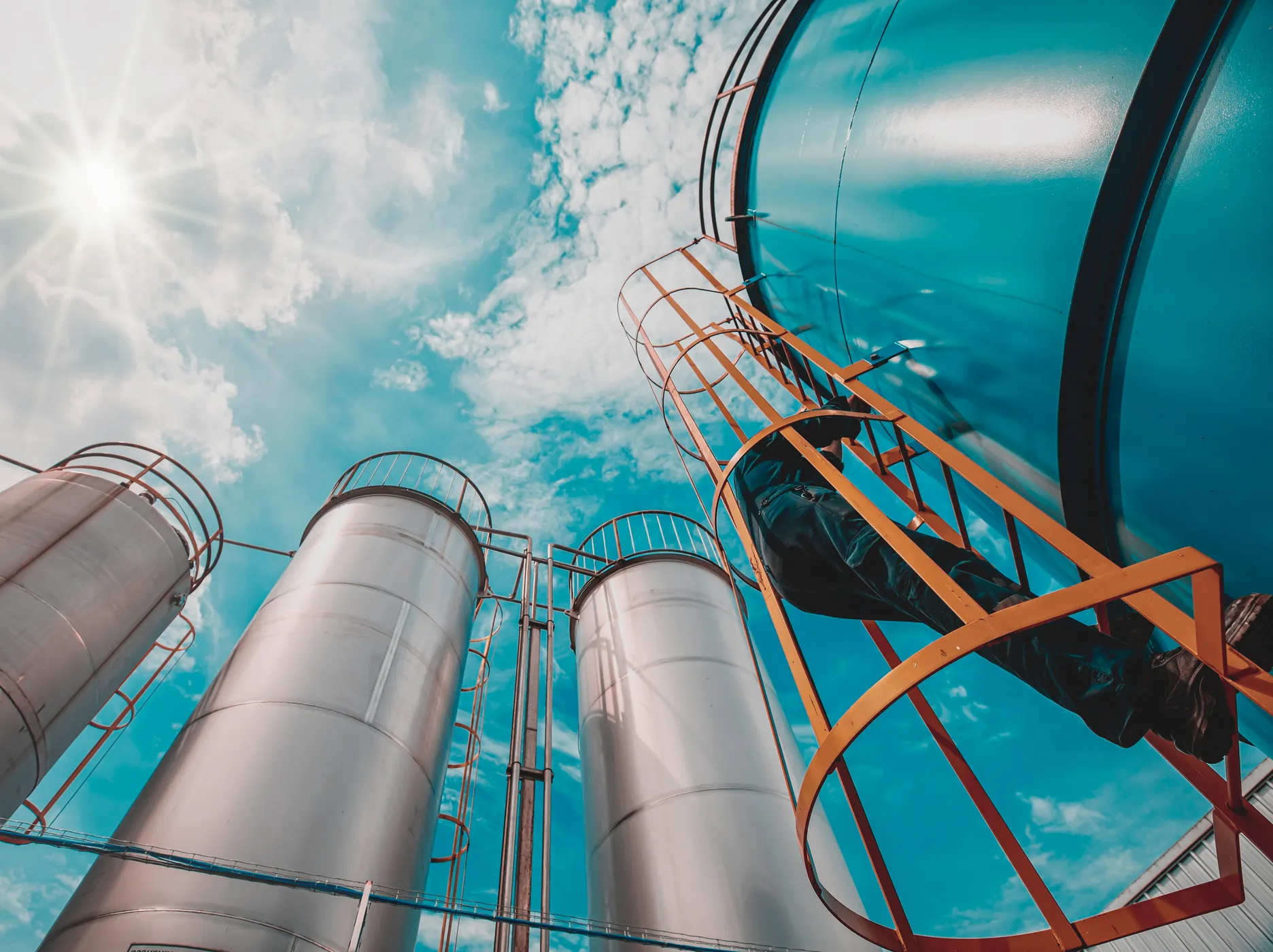 From chain to cycle: this is how we make carbon chemistry circular