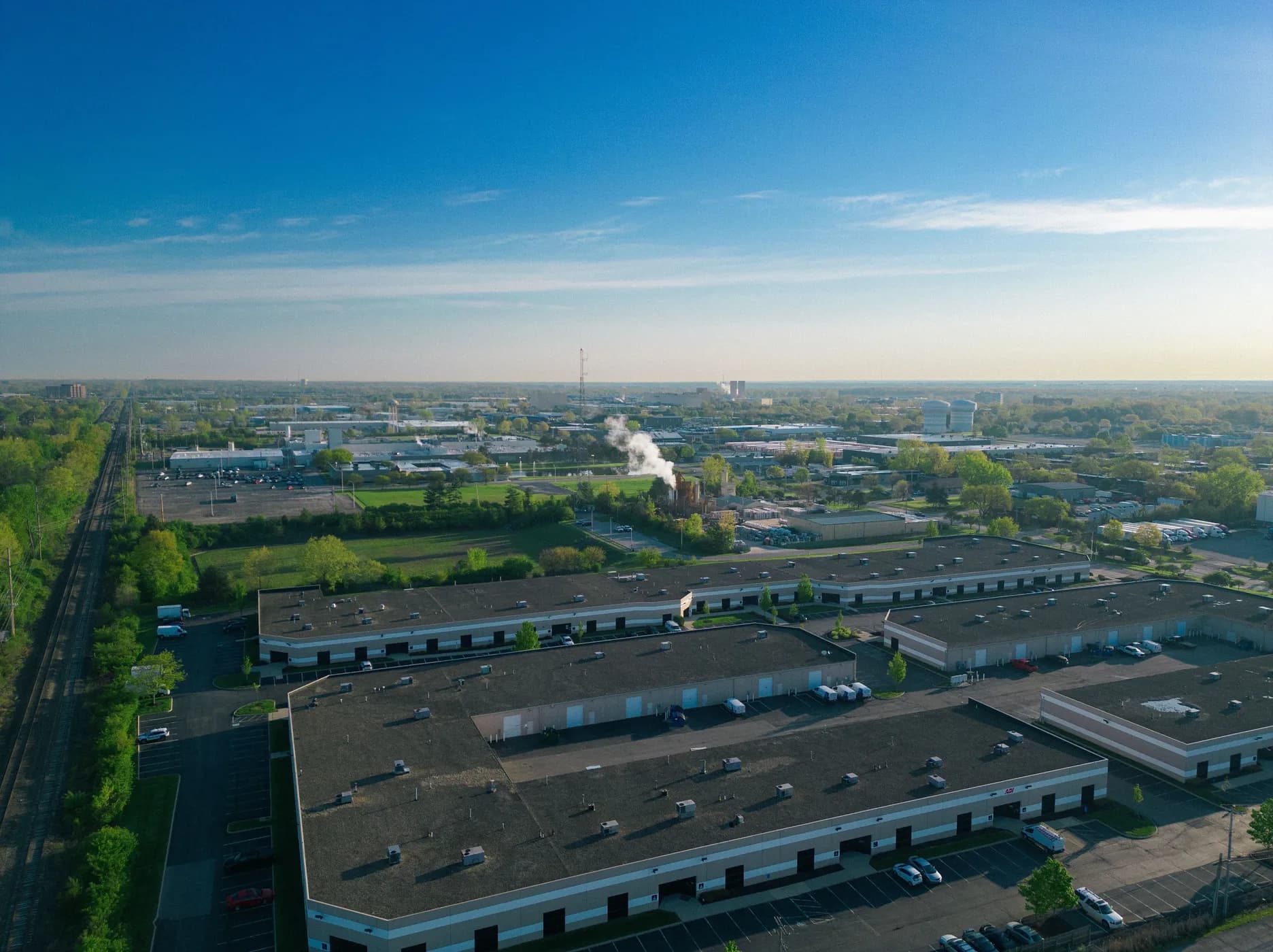 Invest-NL presents solutions to financing barriers for grid connections